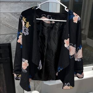 Jules & Leopold Black Floral Blazer